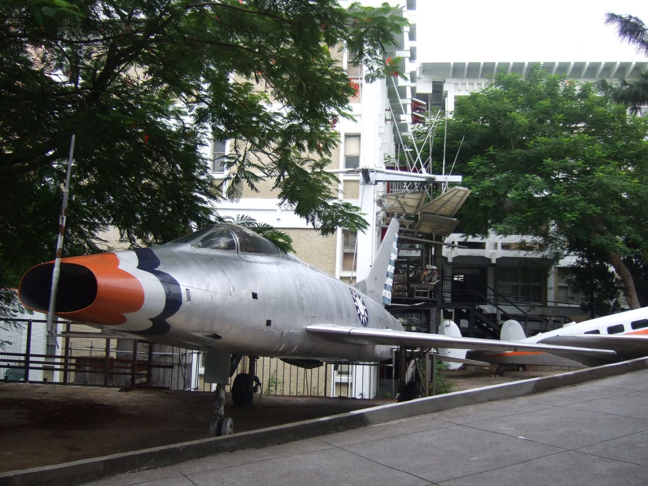 F-100A昔